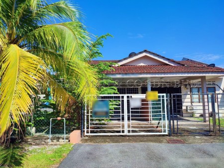 Terrace House For Auction at Greenview Resort Homes