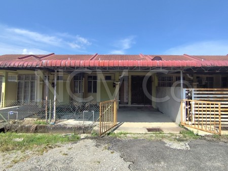 Terrace House For Auction at Taman Merbau Utama