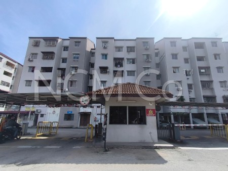 Apartment for Auction