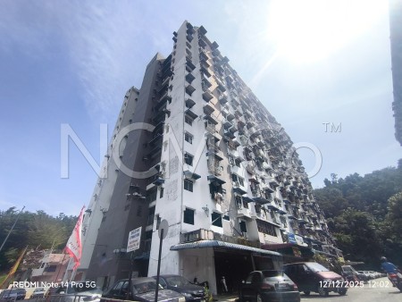 Flat For Auction at Desa Intan