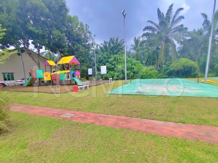 Apartment for Auction