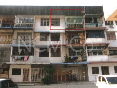 Flat For Auction at Mak Mandin