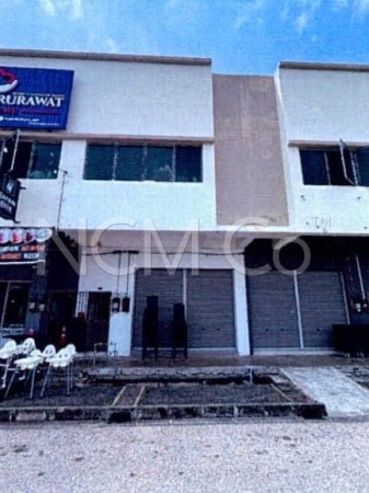 Shop Office For Auction at Prestige III