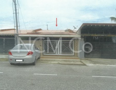 Terrace House For Auction at Puteri Park