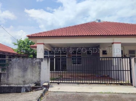 Semi D For Auction at SP Heights