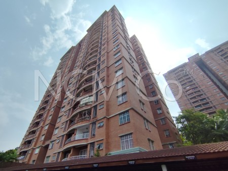 Condo For Auction at Greenview Residence