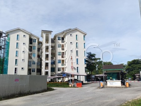 Apartment For Auction at Desajaya Villa