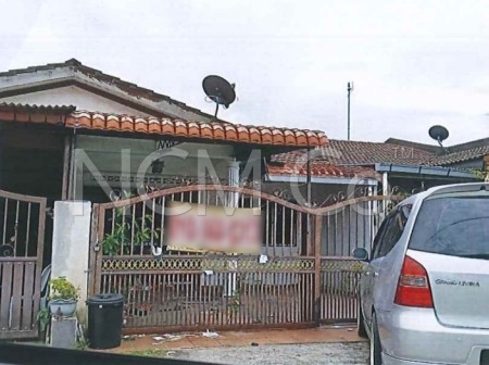 Terrace House For Auction at Taman Sentosa
