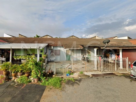 Terrace House For Auction at Taman Paduka