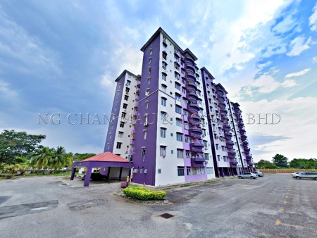 Condo For Auction at P.D Perdana Condo Resort