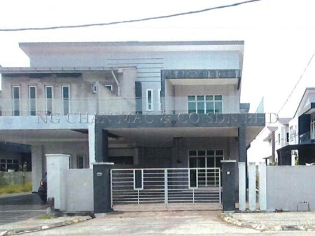 Semi D For Auction at Langgar