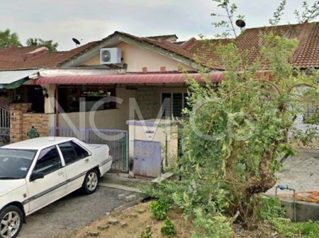 Terrace House For Auction at Taman Muara Esbee