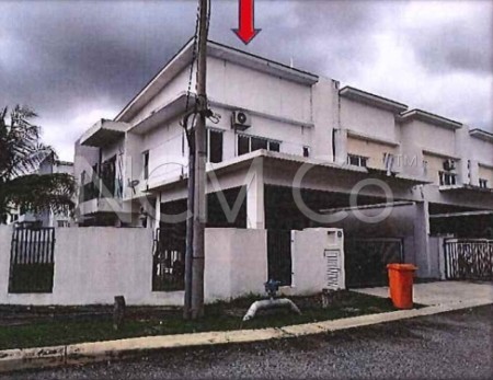 Terrace House For Auction at Suriaman