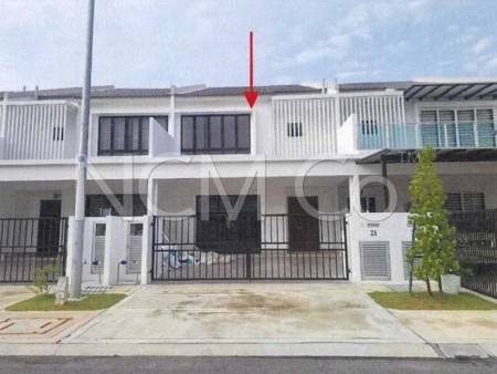 Terrace House For Auction at Sejati Lakeside
