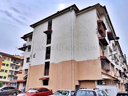 Apartment For Auction at Sri Anggerik 2