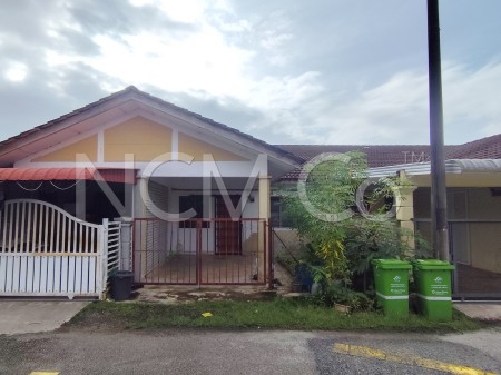 Terrace House For Auction at Taman Seri Mahkota