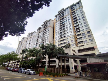 Serviced Residence For Auction at Kipark Apartment