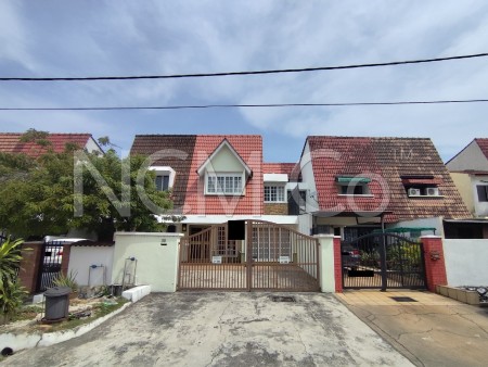 Terrace House For Auction at SS15
