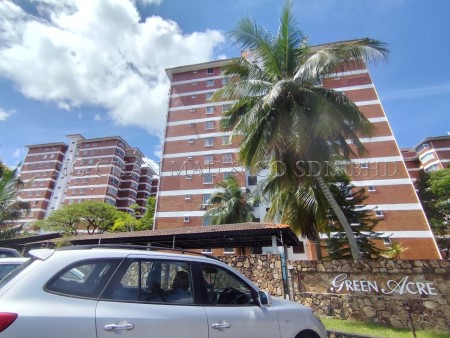 Condo For Auction at Green Acre Park