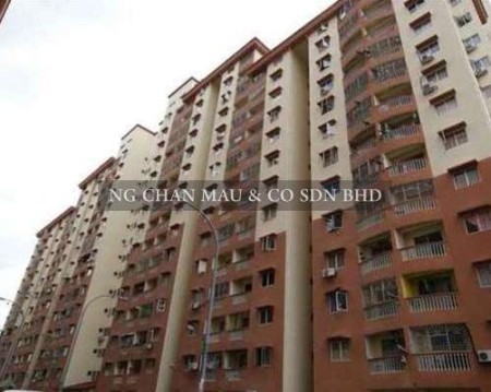 Apartment For Auction at Sri Ria Apartment