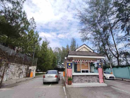 Apartment for Auction