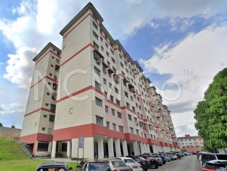 Apartment For Auction at Pangsapuri Sri Sentosa