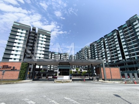 Apartment For Auction at Taman Zamrud