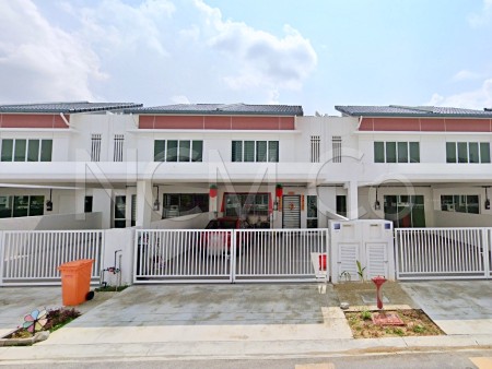 Terrace House For Auction at HIJAYU 3