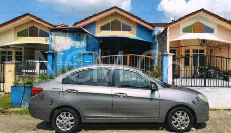 Terrace House For Auction at Taman Bestari Indah
