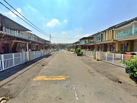 Terrace House for Auction