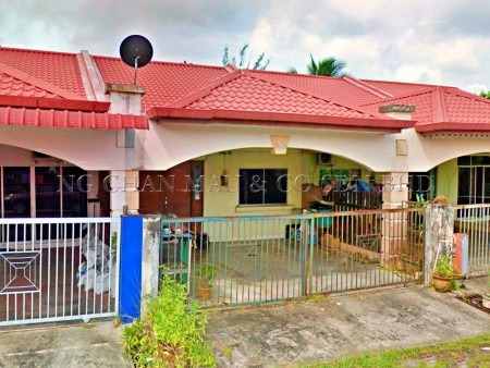 Terrace House For Auction at Sibu