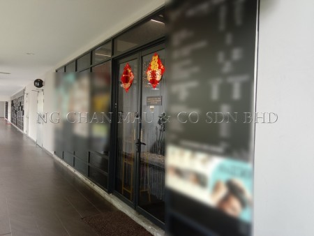 Shop For Auction at Twin Arkz