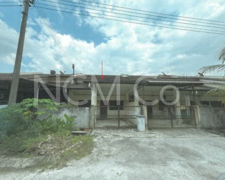 Terrace House For Auction at Kota Samarahan