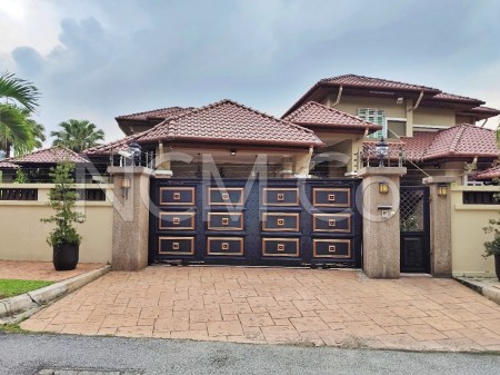 Bungalow House For Auction at Section 9