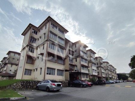 Apartment For Auction at Pangsapuri Seri Inai