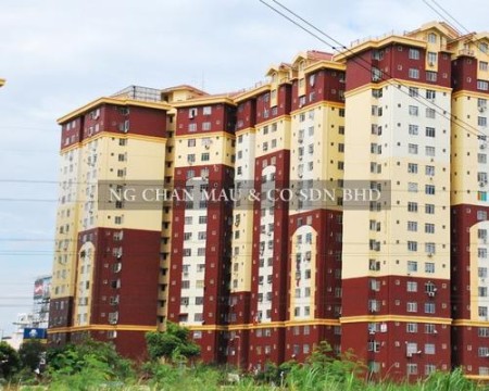 Apartment for Auction