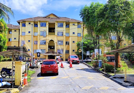 Apartment For Auction at Astana Alam 2