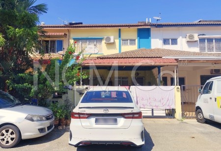 Terrace House For Auction at Kemuning Greenville