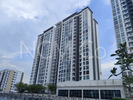 Serviced Residence For Auction at Meridin Bayvue