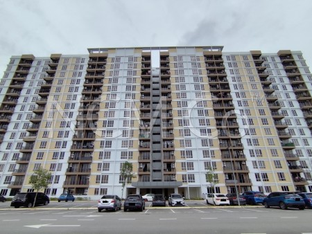 Apartment For Auction at Sierra Heights