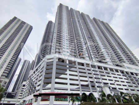 Serviced Residence For Auction at Razak City Residences