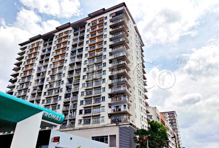 Condo For Auction at Park Avenue