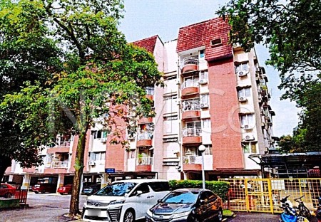 Condo For Auction at Teratai Mewah Condominium