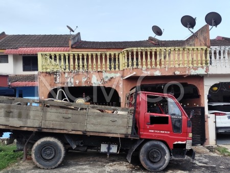 Terrace House For Auction at Taman Saga