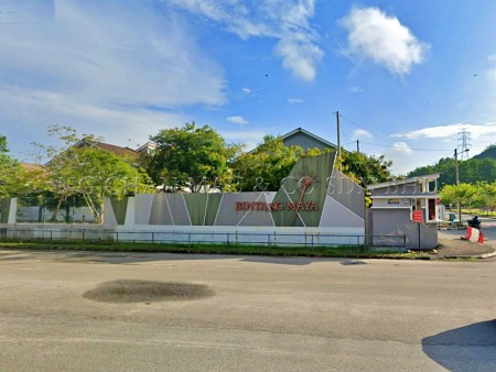 Terrace House for Auction