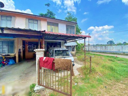 Terrace House for Auction