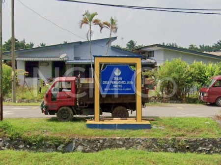 Terrace House For Auction at Banting