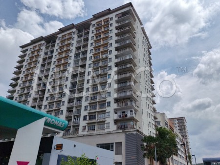 Condo For Auction at Park Avenue