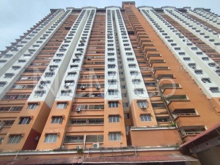 Apartment For Auction at Flora Damansara Apartment