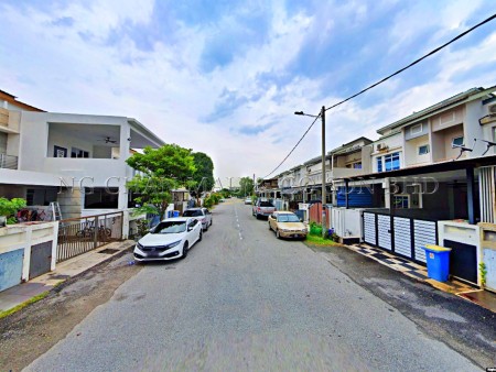 Terrace House for Auction